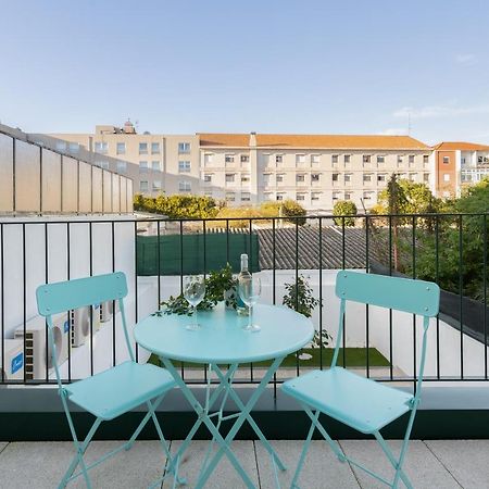 Host Wise - Modern Studios With Terrace - Walk Everywhere بورتو المظهر الخارجي الصورة